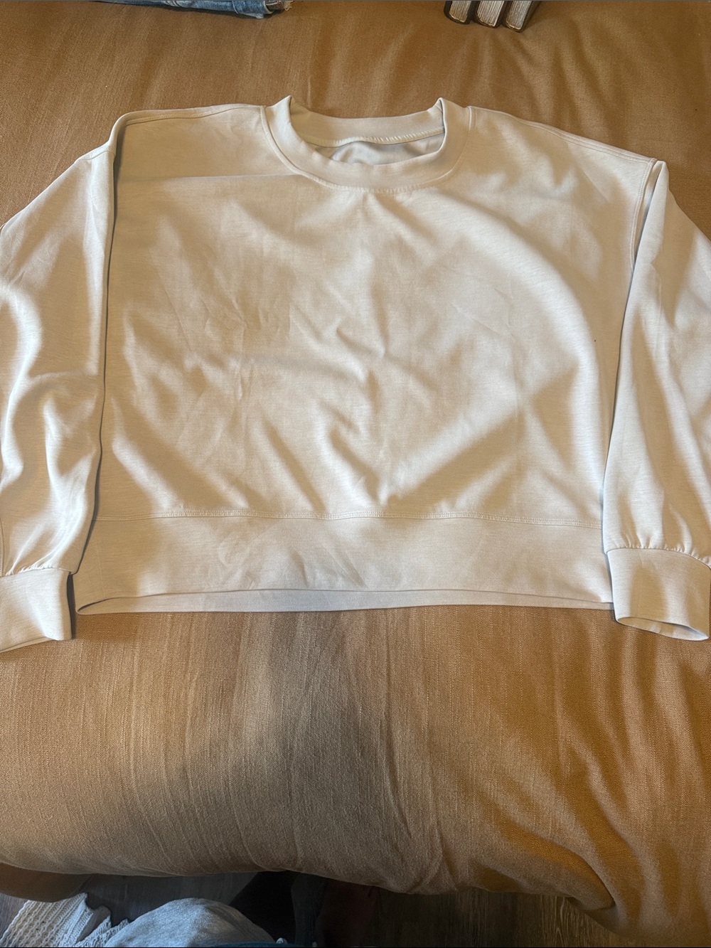 Lululemon tan softstreme crop